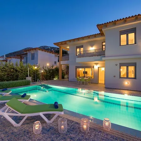 Villa Danae Villas *