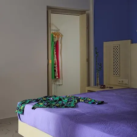 βίλλα δανάη * Χερσόνησος