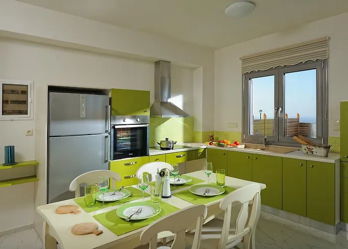 Danae Hersonissos (Crete)